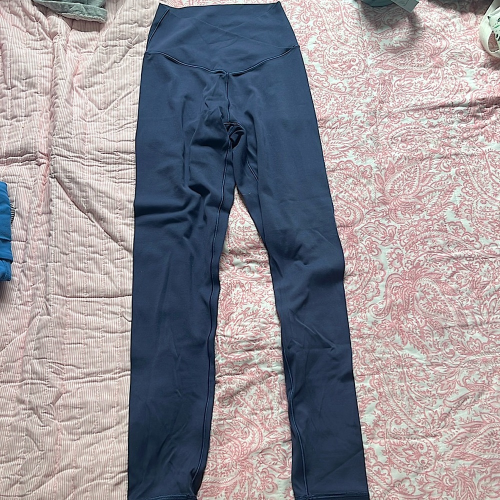 these are aries leggings they haven’t been used more then 1 time.